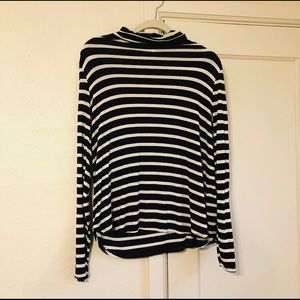 Old Navy Mock Neck Top - Size XL